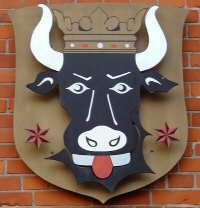 Offizielles Wappen von Lübz am Rathaus